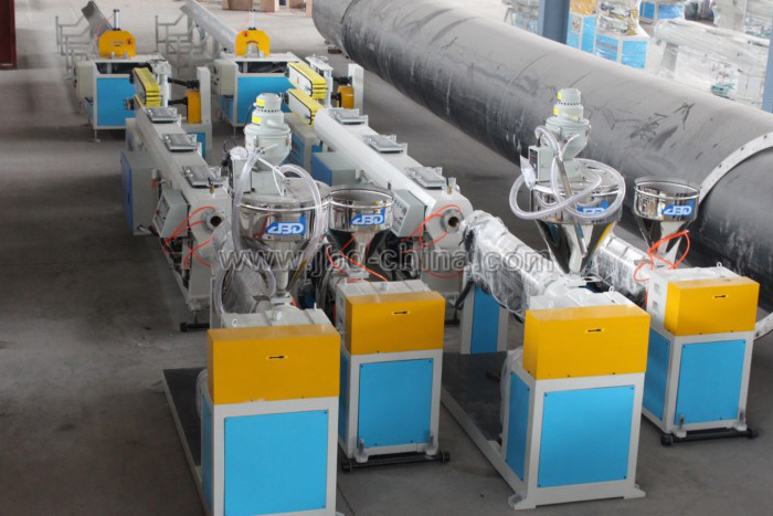 Delivery of five PE Pipe Machine to Youfa Group